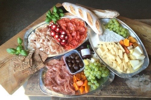 Chark- och osttallrik